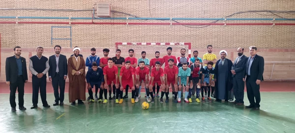 برگزاری مسابقه فوتسال بین تیم حوزه و تیم منتخب دانشگاه
 2