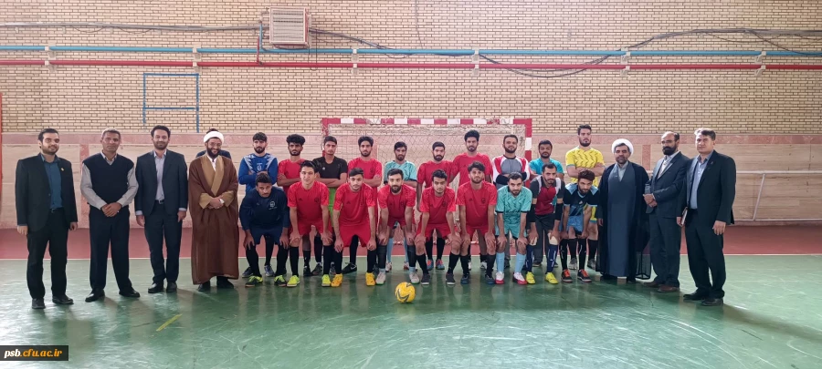 برگزاری مسابقه فوتسال بین تیم حوزه و تیم منتخب دانشگاه
 2