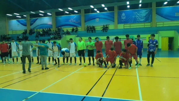 کسب مقام تیم دانشگاه فرهنگیان در مسابقات استانی فوتسال دانشگاه های خراسان جنوبی 3